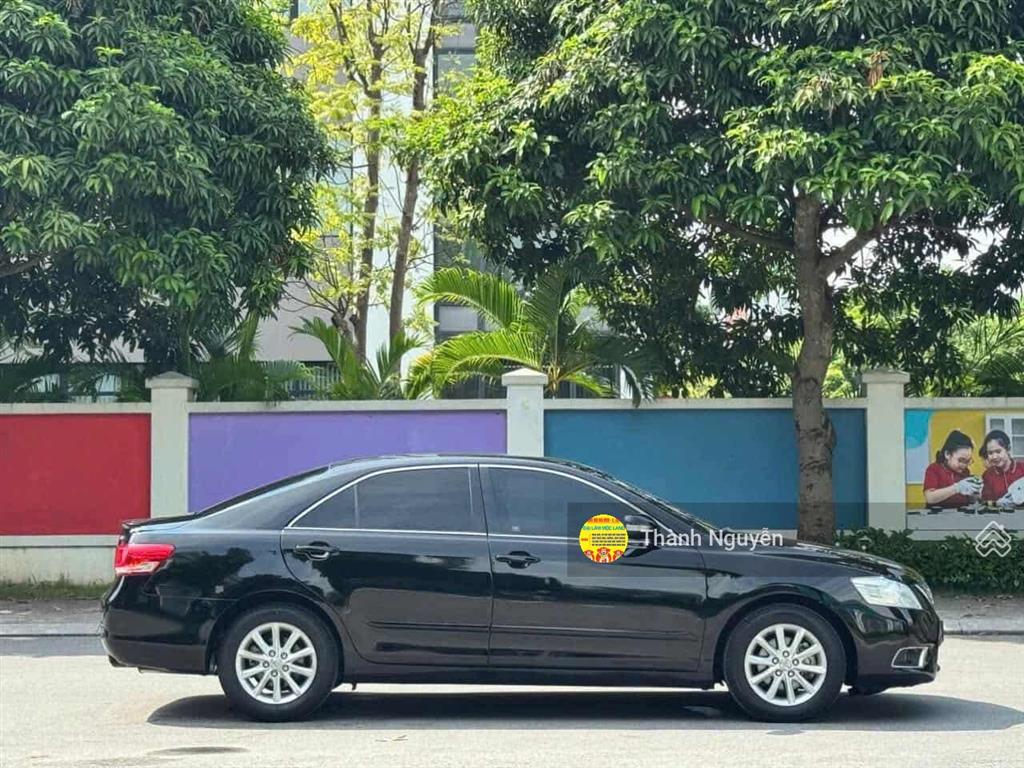 Bán đất mặt tiền đường đỗ năng tế  gần hồ tùng mậu và nguyễn sinh sắc