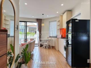 Penhouse 1pn full nội thất, ban công thoáng mát nguyễn trãi quận 1 gần chợ bến thành, bùi viện