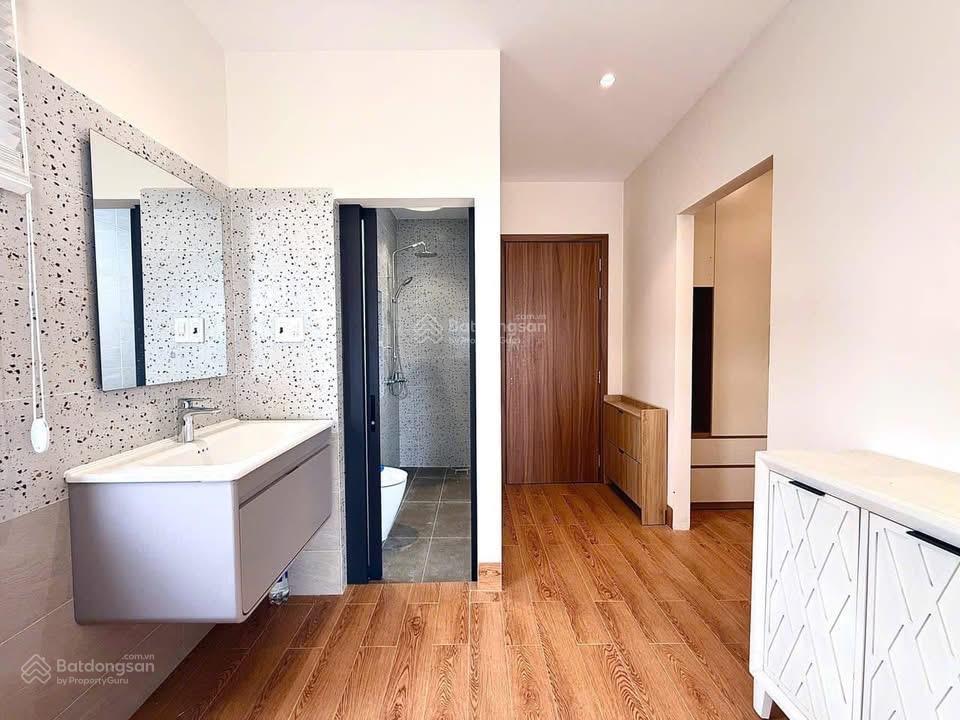 Căn hộ 1pn full nội thất cao cấp 100%, thang máy đề thám quận 1 gần bùi viện, cầu nguyễn văn cừ