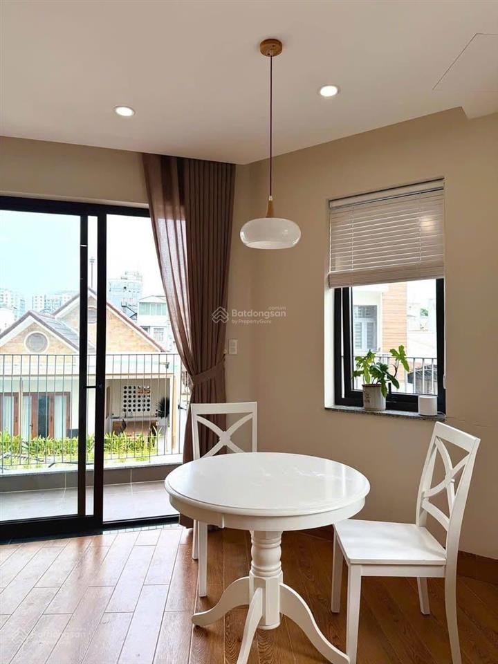 Căn hộ 1pn full nội thất cao cấp 100%, thang máy đề thám quận 1 gần bùi viện, cầu nguyễn văn cừ