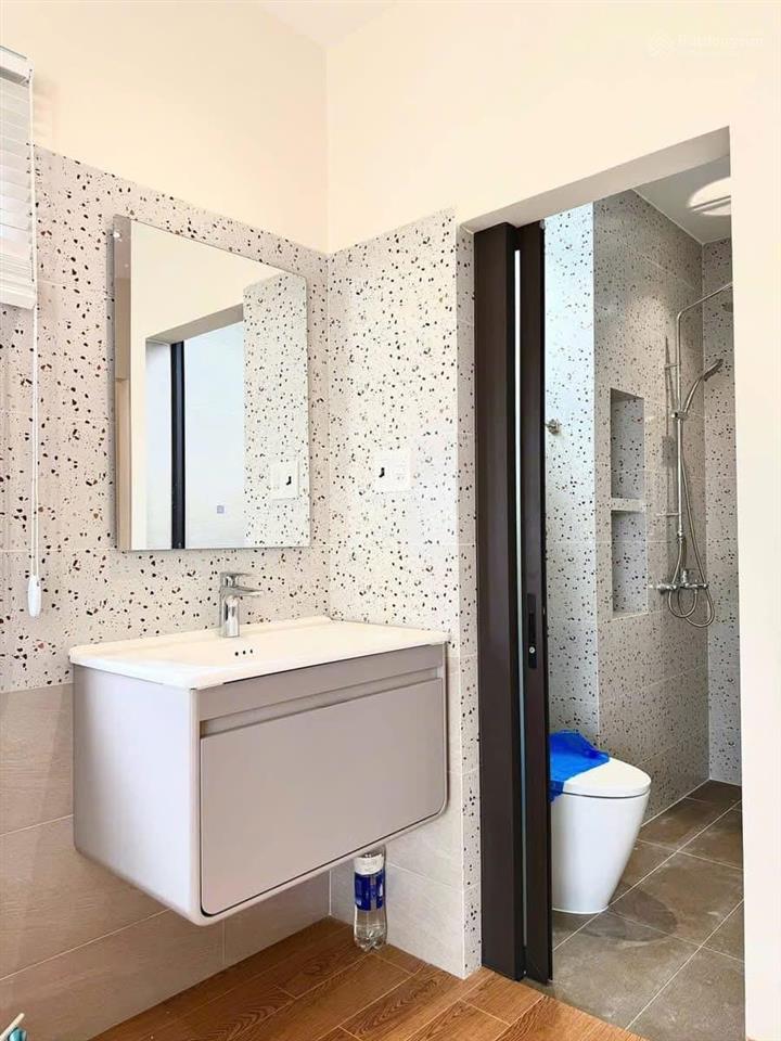 Căn hộ 1pn full nội thất cao cấp 100%, thang máy đề thám quận 1 gần bùi viện, cầu nguyễn văn cừ