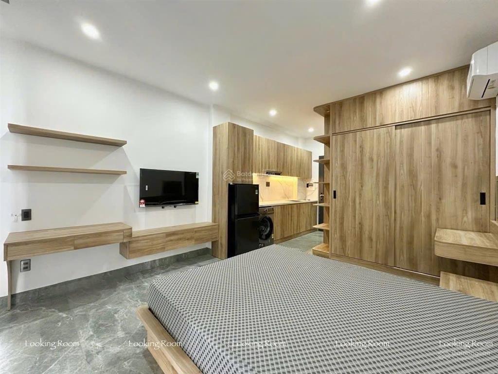 Cho thuê căn hộ tách bếp full nội thất cao cấp, ban công thoáng võ văn tần, quận 3, gần hồ con rùa