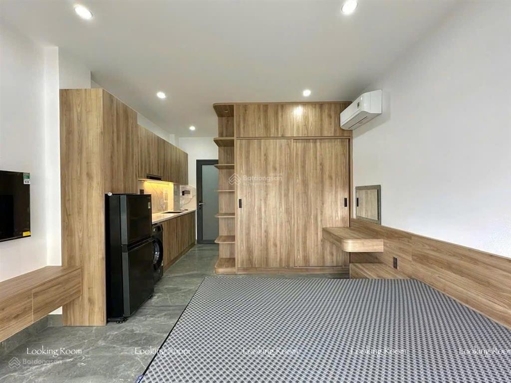 Cho thuê căn hộ tách bếp full nội thất cao cấp, ban công thoáng võ văn tần, quận 3, gần hồ con rùa