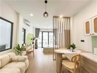 Căn hộ tách bếp ban công rộng. nhà mới bóc seal nội thất tại khu villa thảo điền  nhiều tiện ích