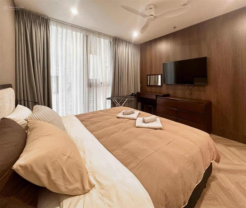 Căn hộ luxury thảo điền| trang bị đầy đủ nội thất, tiện nghi hiện đại. decor tone gỗ sang trọng