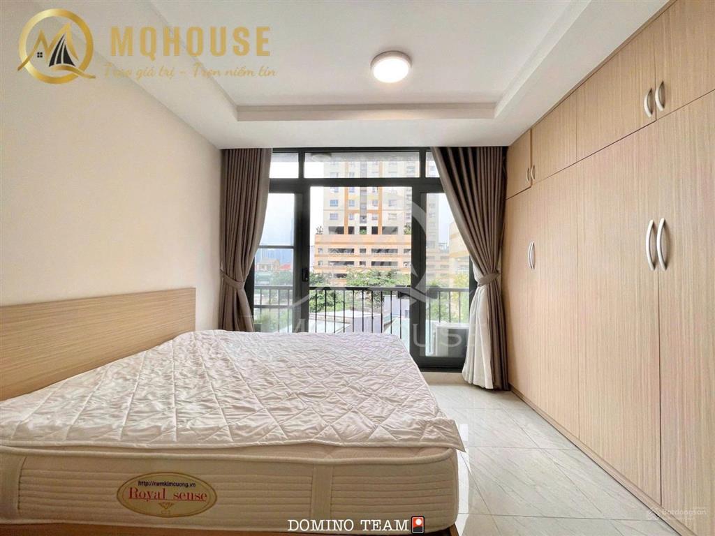 Thảo điền| trống căn hộ có ban công lớn ngắm view landmark. bao phí dịch vụ. khu vực không ngập