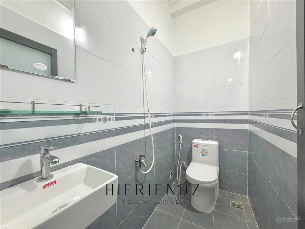 Cho thuê chdv bancol mới 100% ngay lãnh binh thăng q11 sát q10