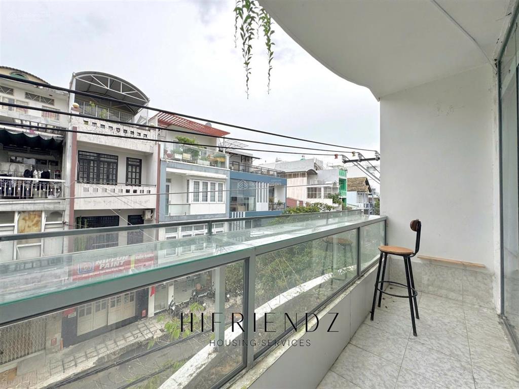 Cho thuê chdv bancol mới 100% ngay lãnh binh thăng q11 sát q10