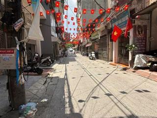 Bán căn nhà 75m2 6 tầng giữa phố thanh yên hoàn kiếm.
