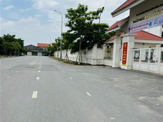 Chính chủ đổi nhà mới cần bán gấp nhà 3 tầng 55m2 mới kính koong tại quan âm  bắc hồng