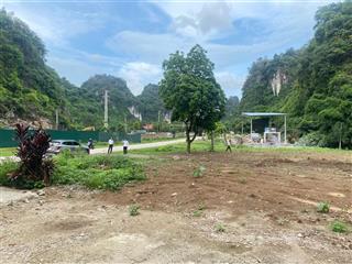 Lô đất mặt đường trục chính, kinh doanh, sổ riêng, giá f0  hoà bình