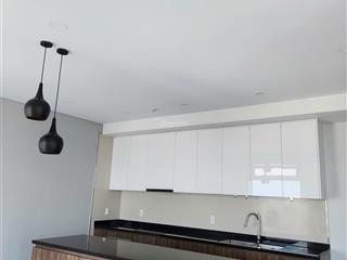 Hiếm  3pn ntcb tại waterina suites cho thuê 32tr/tháng  dt lớn 156m2