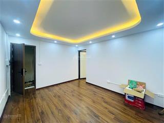 Tập thể khuất duy tiến 80m2, 3 ngủ 2wc, nhà đẹp, thoáng sáng.  0867 779 ***