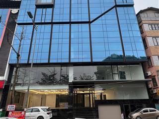 Cho thuê tòa văn phòng từ tầng 3 280m2 * 12 tầng, mt 22m siêu to khổng lồ, vỉa hè 10m