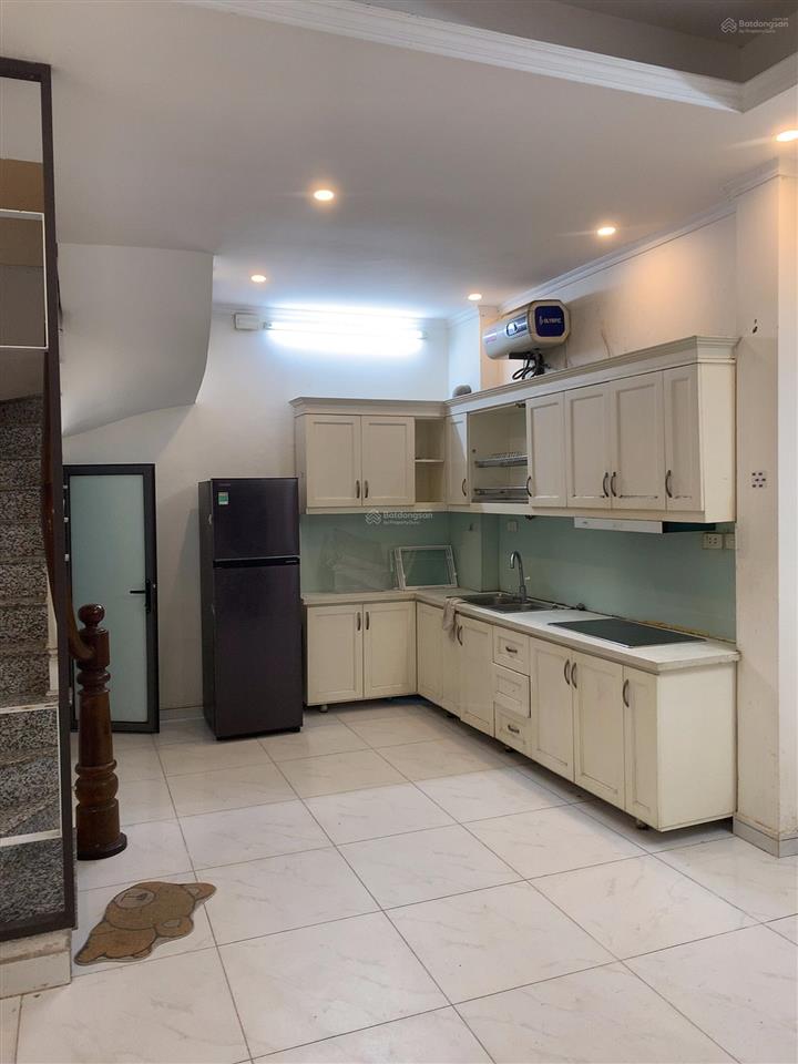 Nhà phân lô thụy khuê, sát hồ tây, 6 tầng view lotte, mt 4m, ô chờ thang máy, 8.4 tỷ