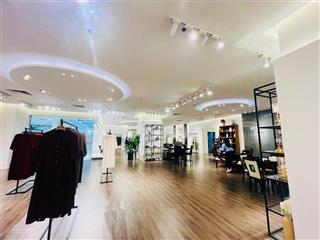 Sàn tầng 1 royal city  dt 420m2, hợp đồng thuê sẵn 80tr/tháng, phân khúc 60 tỷ chỉ còn sàn này