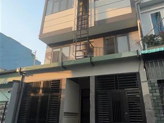Bán nhà đường số 5, phường linh trung. hẻm xe hơi tránh nhau, nhà 1 trệt 3 lầu + lửng