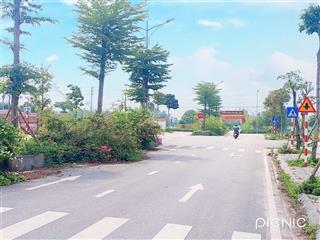 Chủ cần bán gấp,đấu giá thụy lâm 88m giá 8,5 tỷ viuw công viên.