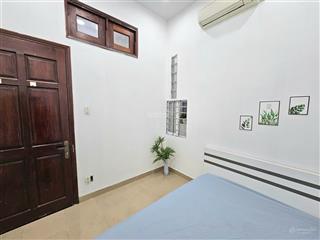Studio 1 phòng ngủ tách bếp full nội thất  đẹp mới ở huỳnh tấn phát phường phú thuận q7