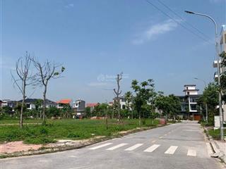 Siêu phẩm lô góc 114m2 láng hòa lạc  cách đại học quốc gia 5 phút  giá sốc chỉ 3.2 tỷ