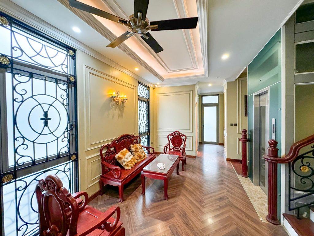 BIỆT THỰ VINHOMES RIVERSIDE – DIỆN TÍCH 415M² – HOÀN THIỆN ĐẸP, SANG TRỌNG