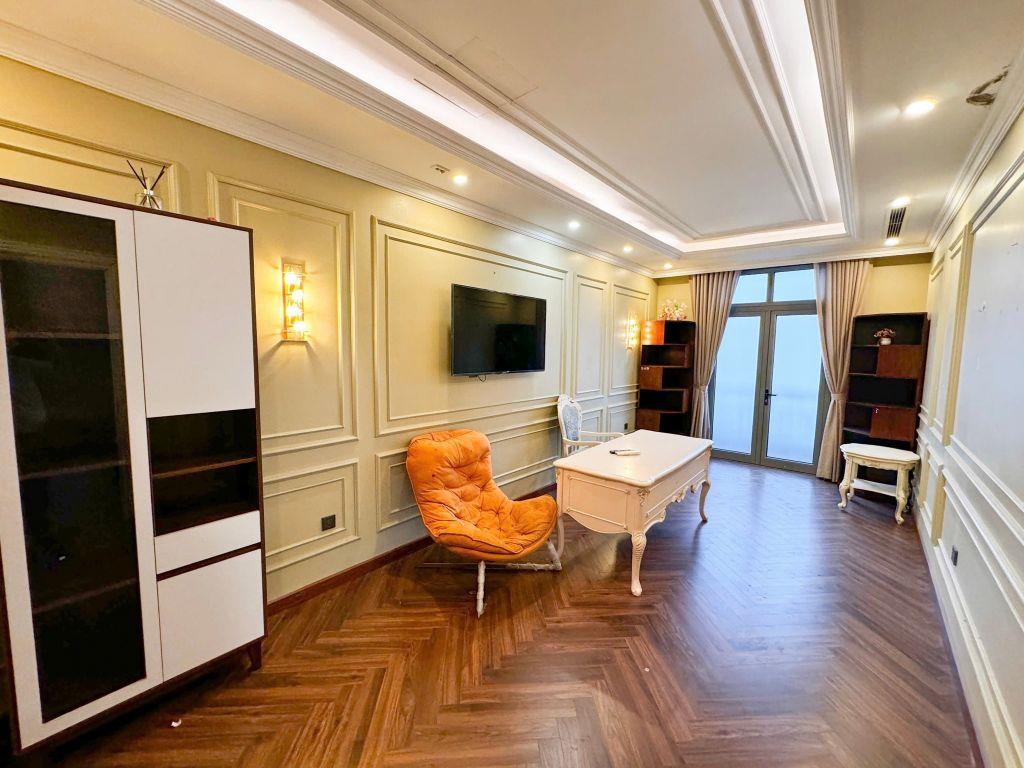 BIỆT THỰ VINHOMES RIVERSIDE – DIỆN TÍCH 415M² – HOÀN THIỆN ĐẸP, SANG TRỌNG