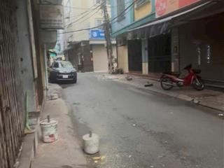 Bán nhà cũ ngõ thái hà, 54m2, 2 mặt ngõ, ô tô, giá 12 tỷ.