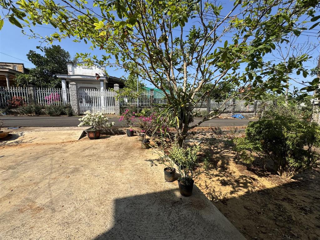 Chính chủ cần bán gấp lô đất gần thác hoà bình