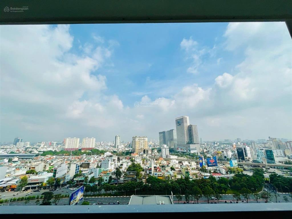 Bán cc 3pn 2wc tại vinhomes central park, 13,7 triệu vnd, 108,7m2, giá siêu hời!