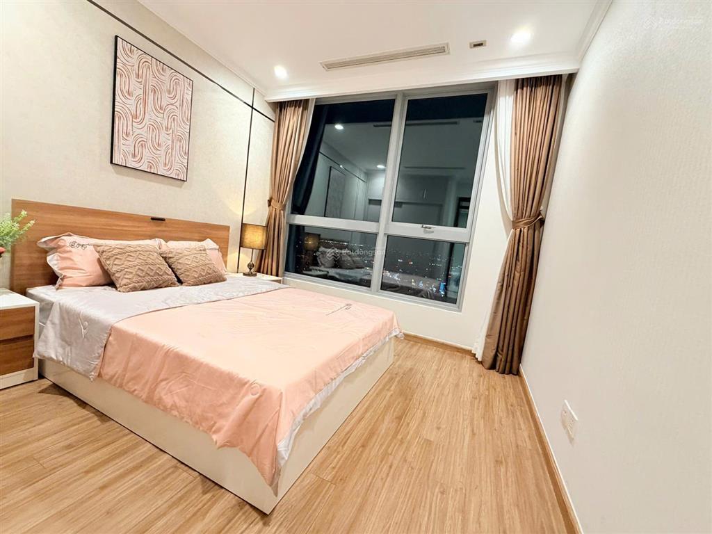 Bán căn hộ 3pn, 2wc, toà landmark 4 giá 16,2 tỷ vnd, dt 108.7m2 tại vinhomes central park