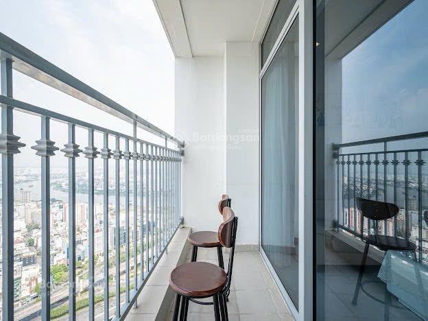 Bán gấp căn hộ penhouse 3pn toà landmark 4 108,7m2 tại vinhomes central park, giá cực chất 14,5 tỷ