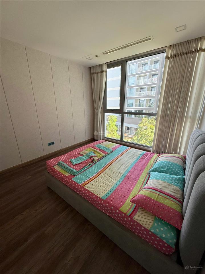 Bán căn hộ 4pn, 3wc tại vinhomes central park, 23 tỷ, 146m2, bình thạnh, hcm