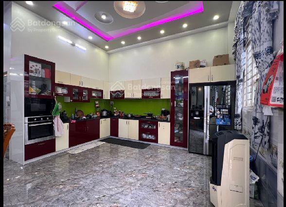 # chủ gấp giảm luôn 1 tỷ giá mới chỉ 18 tỷ biệt thự 3 tầng mặt tiền vip ngay metro q12