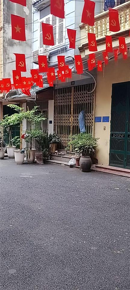 Bán nhà riêng cấp 4 nguyễn trãi, hà đông 66m2 x 1 tầng x 5m mặt tiền. sđcc 9.3 tỷ