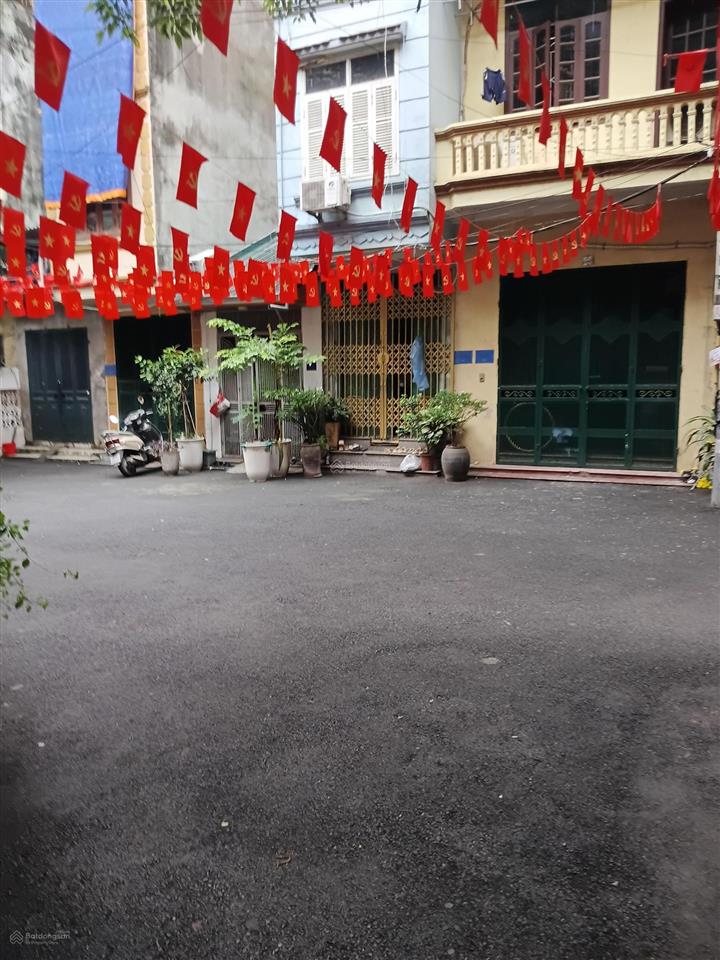 Bán nhà riêng cấp 4 nguyễn trãi, hà đông 66m2 x 1 tầng x 5m mặt tiền. sđcc 9.3 tỷ