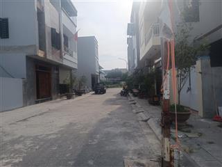 Bán đất 40 m2 tái định cư  nguyên khê, đông anh, hn , vị trí kd .chỉ 4 tỷ,đường 11m ô tải tránh