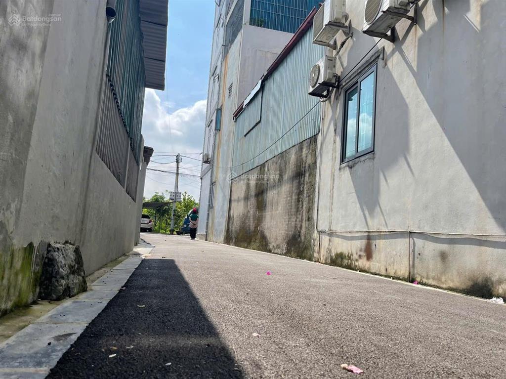 Bán 48m2 bắc hồng đông anh  ô tô đỗ cửa, chỉ 3,3 tỷ ctl, 100m là chợ, 0983 606 ***