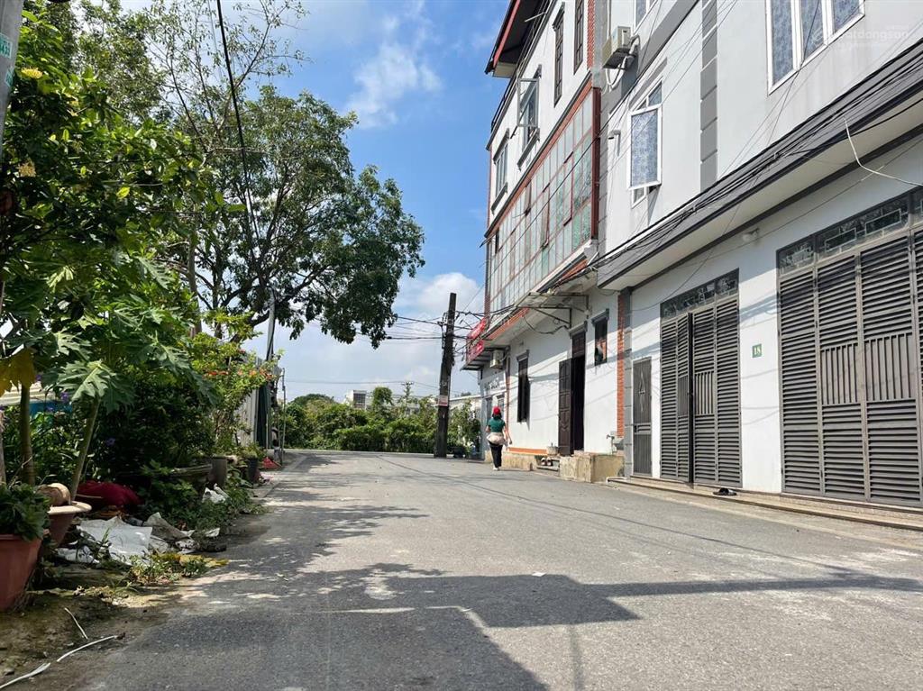 Bán 48m2 bắc hồng đông anh  ô tô đỗ cửa, chỉ 3,3 tỷ ctl, 100m là chợ, 0983 606 ***