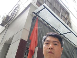 Cần bán căn nhà trung tâm q.tx cũ 90m2 x 4 tầng  lô góc  gần phố  ô chờ thang máy