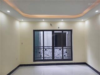 Bán gấp nhà phú lương hà đông dt30m2 4,5tầng 4mt ngõ nông, ô tô vào tận cửa nhà.