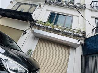 Bán nhà 4 tầng 30m2 tại thị trấn trâu quỳ, gia lâm, ô tô đỗ cửa