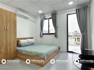 Penthouse 1pn siêu đón gió và ánh sáng tự nhiên, có đủ nội thất máy giặt riêng, thang máy, bờ kè q3
