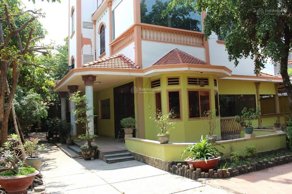 Bán gấp biệt thự sân vườn đường thống nhất, p11, quận gò vấp, tp.hcm