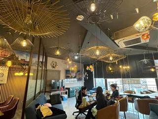 Siêu phẩm toà văn phòng vip đẳng cấp nhất phố. 7 tầng có hầm, thang máy  thoáng trước sau