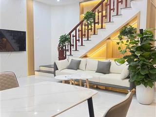 Nhà đẹp la phù mặt tiền siêu rộng, thoáng sáng, đầy đủ nội thất, ngõ nông, ở luôn 0904 529 ***