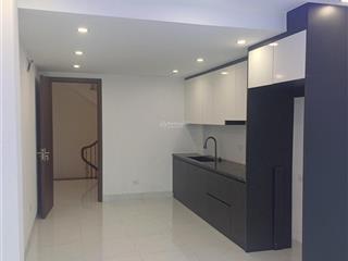 Bán nhà riêng tại la phù,6 tầng, tm, giá tốt 6,8 tỷ, 45m2, 4pn, 5wc, 6 tầng, hướng đông nam
