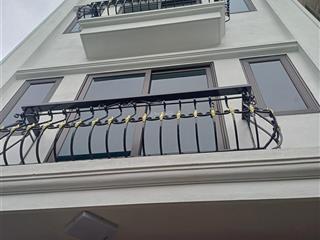 Nhà đẹp tây mỗ# 5 tầng , thoáng mát, lô góc rất nhiều cửa sổ # khu vực dân trí cao, gần trường .