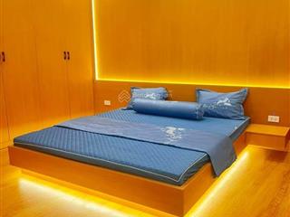 Nhà đẹp ba đình full nội thất cách lăng bác có 1,2 km mà giá có 8,2 tỷ.gọi.0904 529 ***.em hảo.