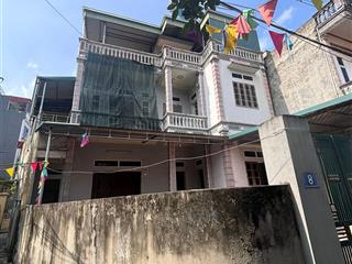 Nhà đất hoa hậu, lô góc 134m2, 3 tầng 150 m ra đại lộ mà giá có 11 tỷ.  0904 529 ***