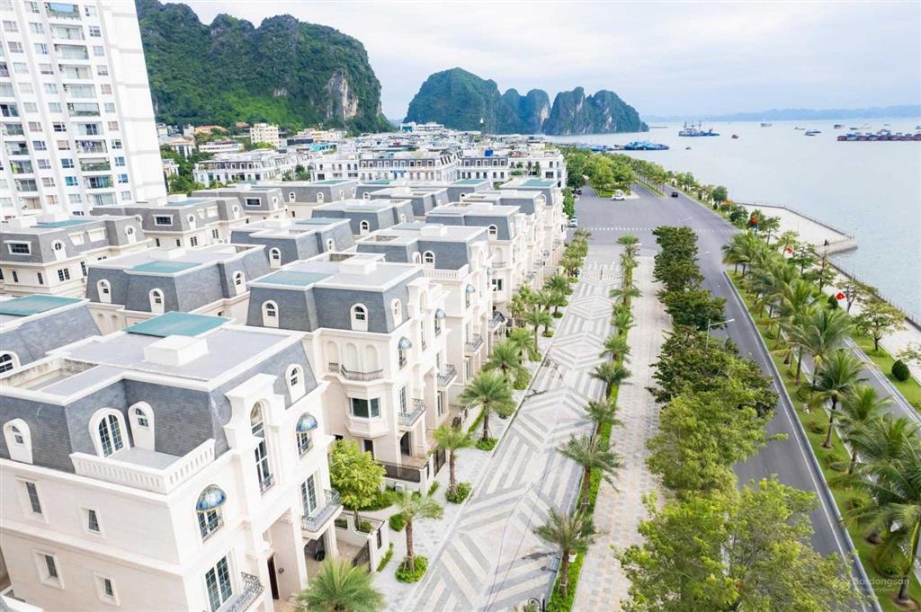 Bán giá 40 tỉ 255m2 biệt thự doji mansions mặt biển vip hạ long sổ đỏ vĩnh viễn,  0977 141 ***
